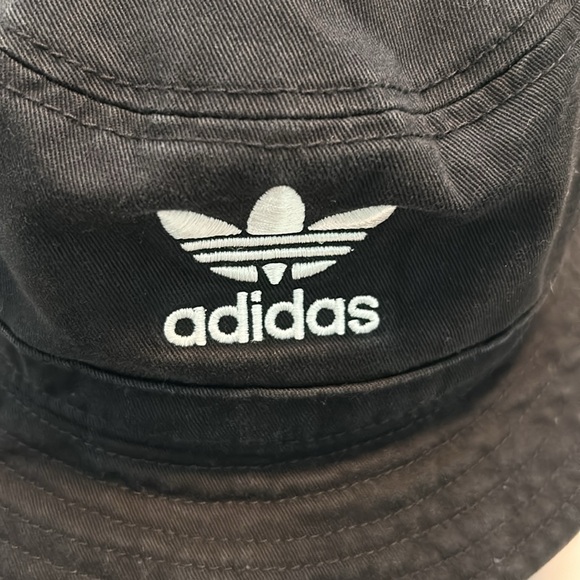 Adidas originals Navy Blue Bucket Hat with white adidas logo on the front. OS - Picture 2 of 5